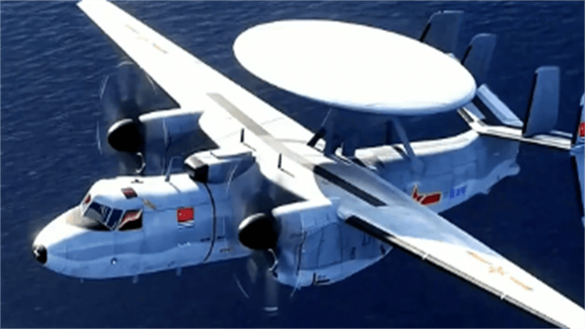 福建舰南下，甲板被罕见清空，这一幕，美军看完更担心了