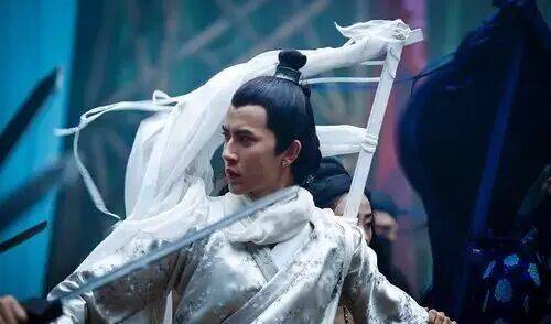 考古|于朦胧因坠楼身亡!选秀出道被赞是古装男神,他才37岁怎会这样