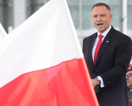 对中方做出保证后，波兰转头就拒守承诺，大批货柜滞留，中方早就找到解决办法