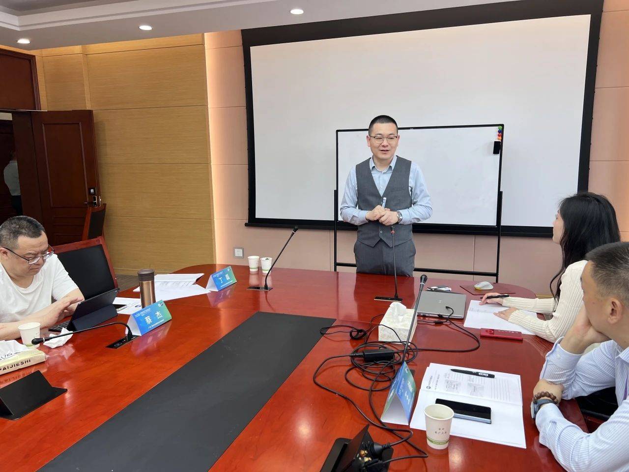 G50农业产业生态--生态思维私董研讨会在农广大厦成功举办