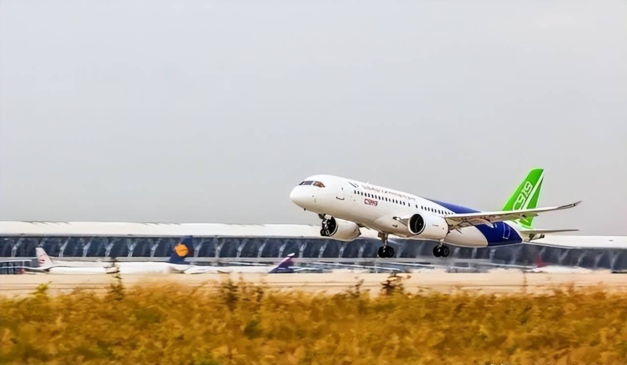 不买就断供！美国撕下伪装，外媒：不买就不买，中国说了才算