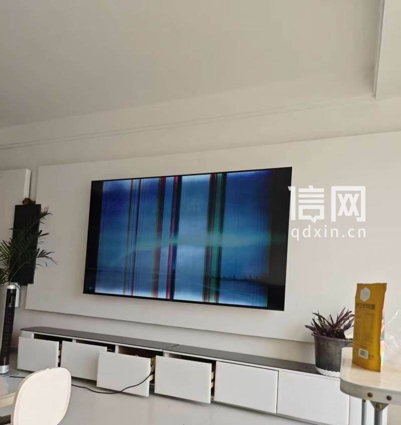 花2700元买的85寸电视退货时屏幕被弄碎 卖家拒收且不退款 德邦快递只赔645元